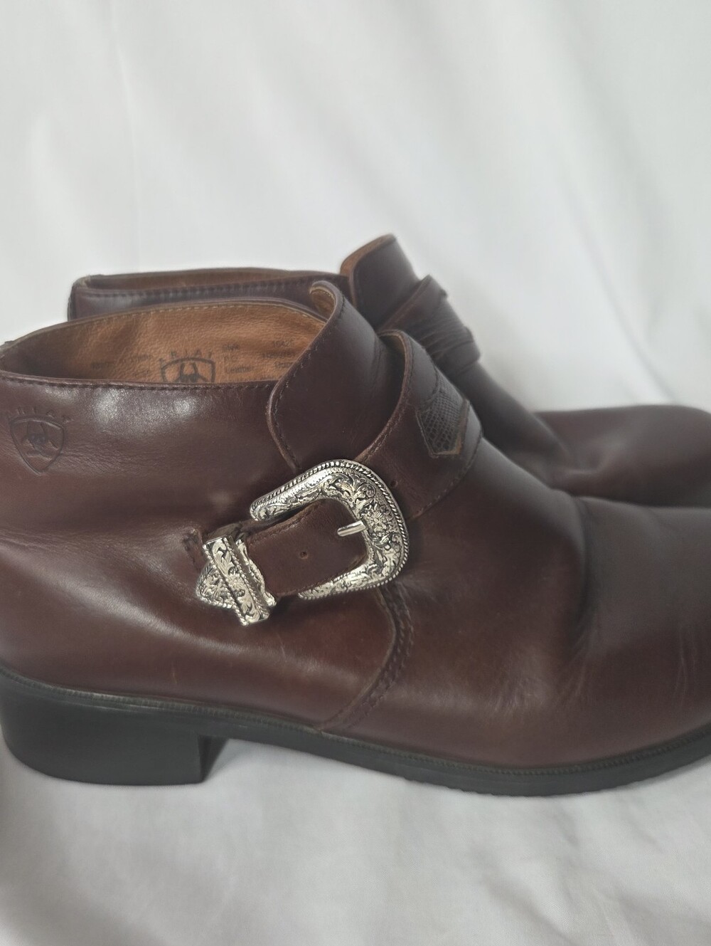 Women's Size 6 1/2 Leather Ankle Boots with Decorative Silver Buckle Ariat